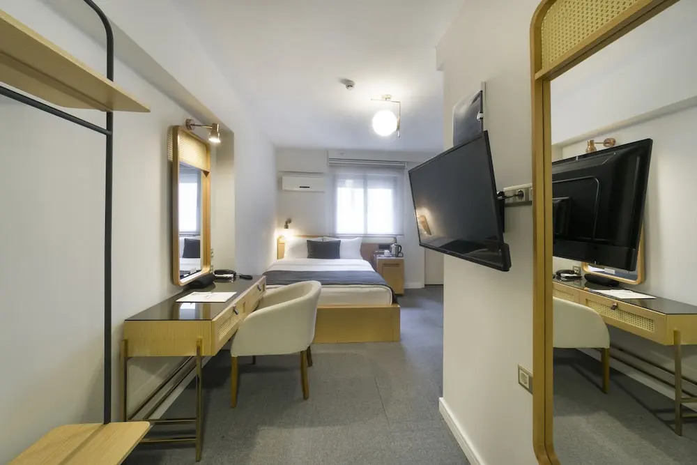 Viva La Vita Hotel