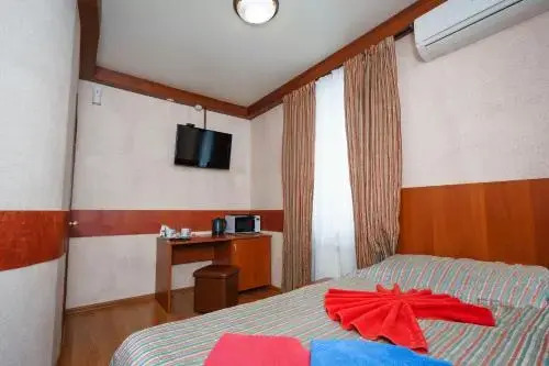42 Km Hotel
