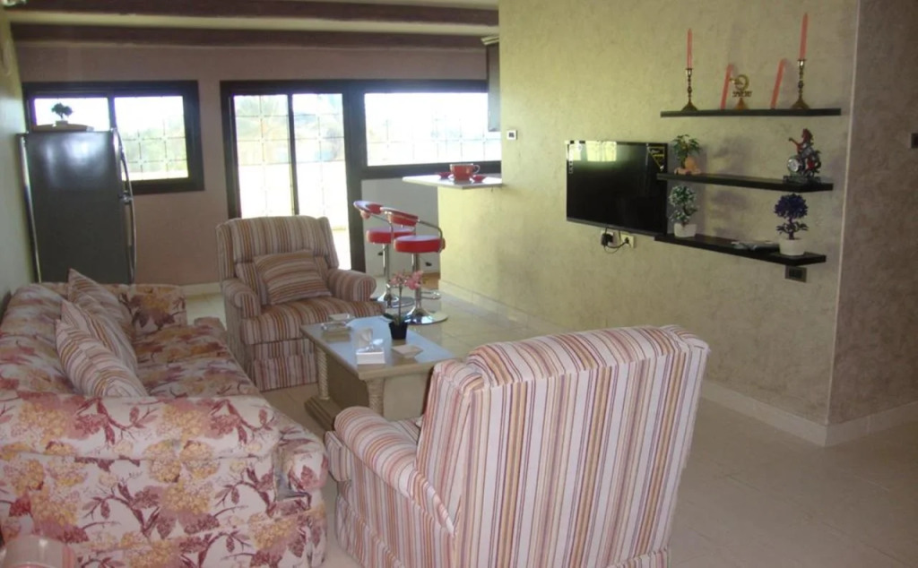 Al Qwafil Suites
