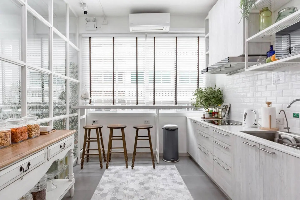 Hide and Seek Boutique Hometel