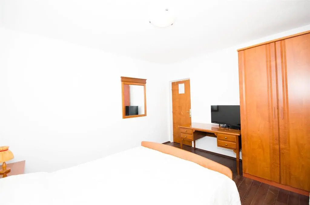 Guest House Rooms Rose