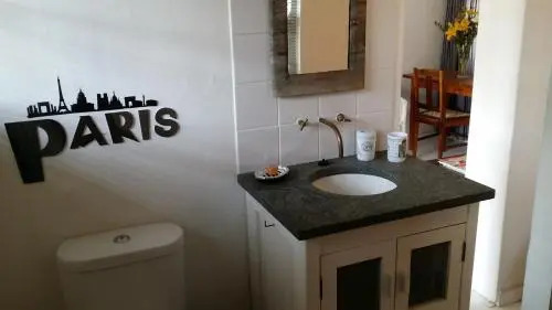 Nostalgia Self Catering Guesthouse