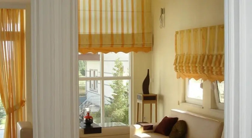 Side Villa