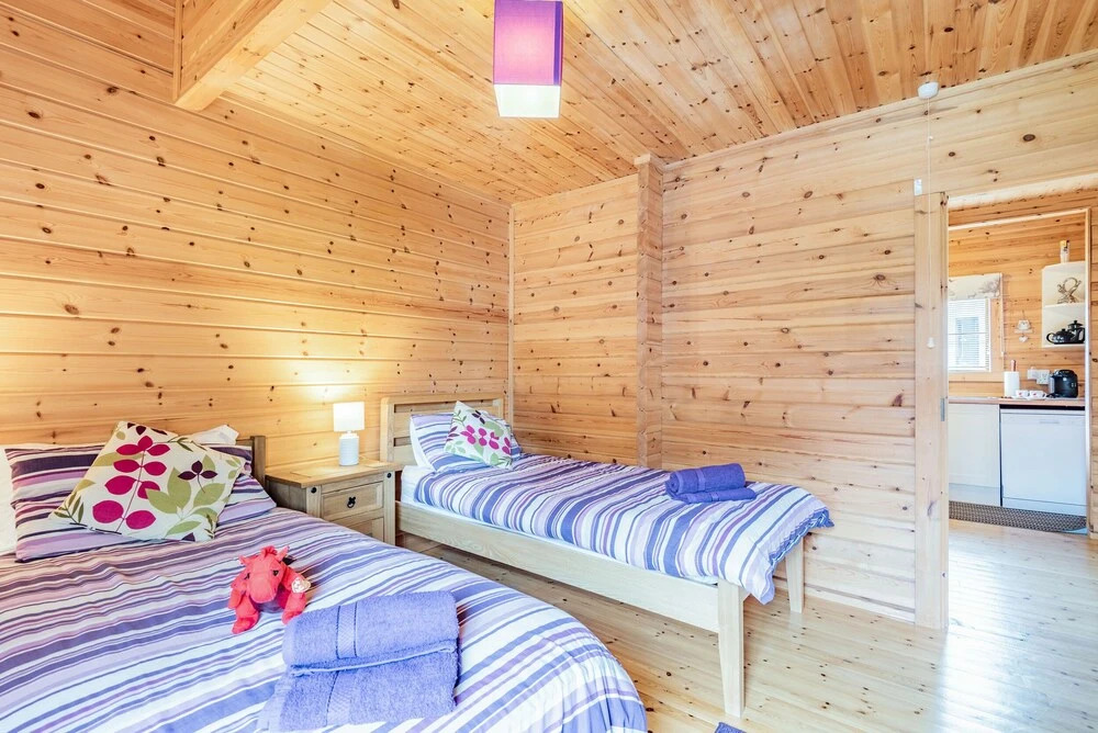 Robin Lodge