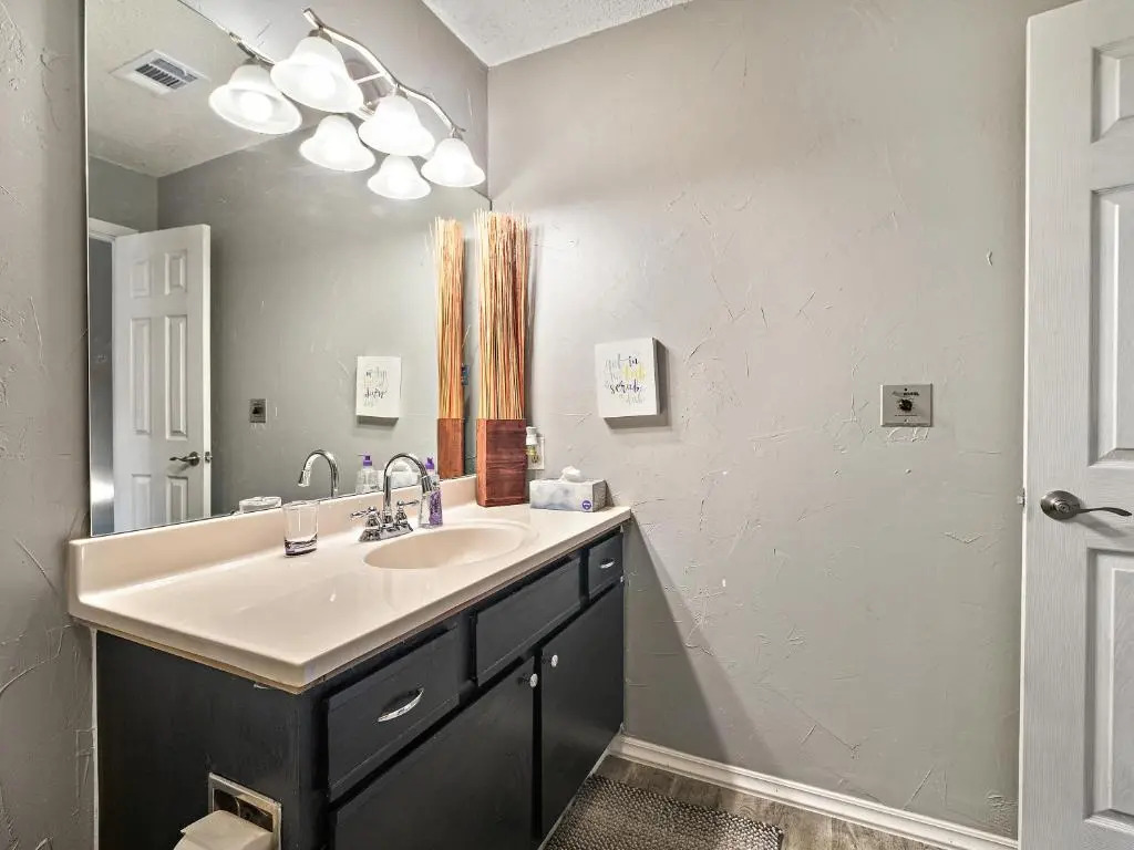 Table Rock Escape at Pointe Royale