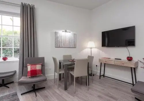 Castle Suite 2 Old Town