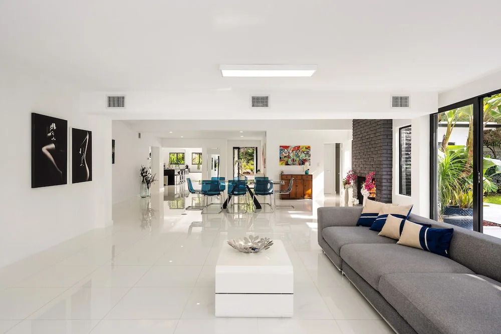 Peaceful 3BD Family House With Pool