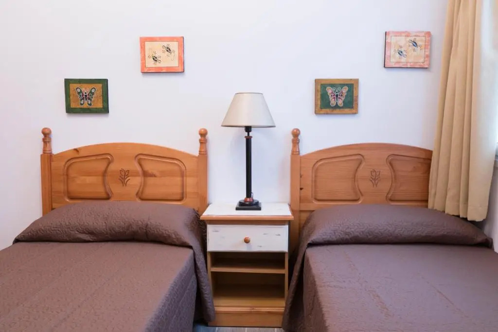 Close to Everything | A/C+ WiFi | 1min Beach |