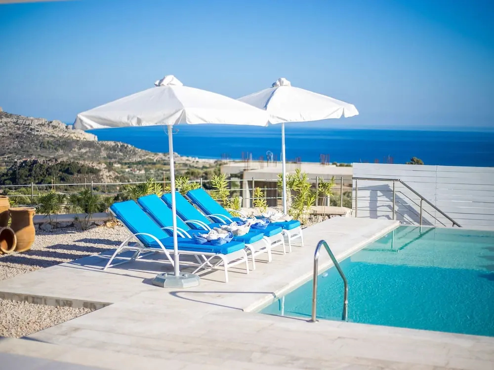 Villa in Rhodes with Infinity Pool & BBQ