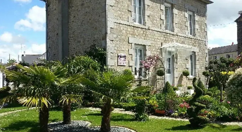 Les Clématites du Mont Saint Michel