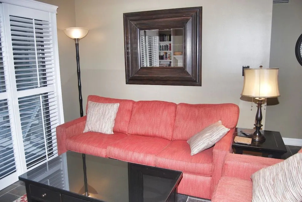 West Hyde Park 14B 2 Bedrooms 2 Bathrooms Villa