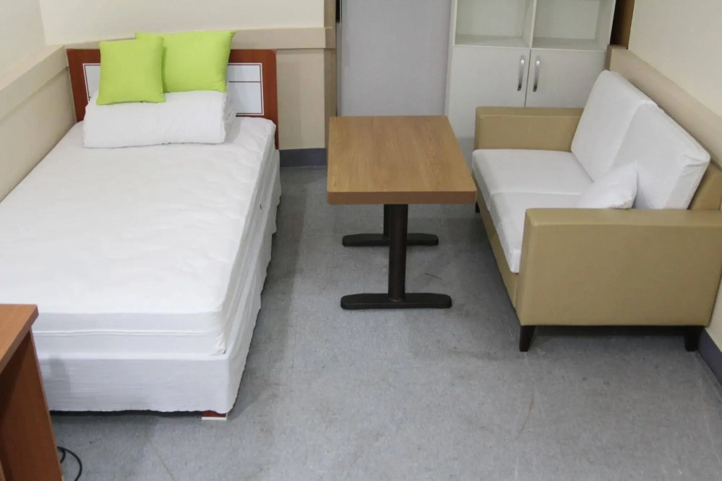 41st Guest House