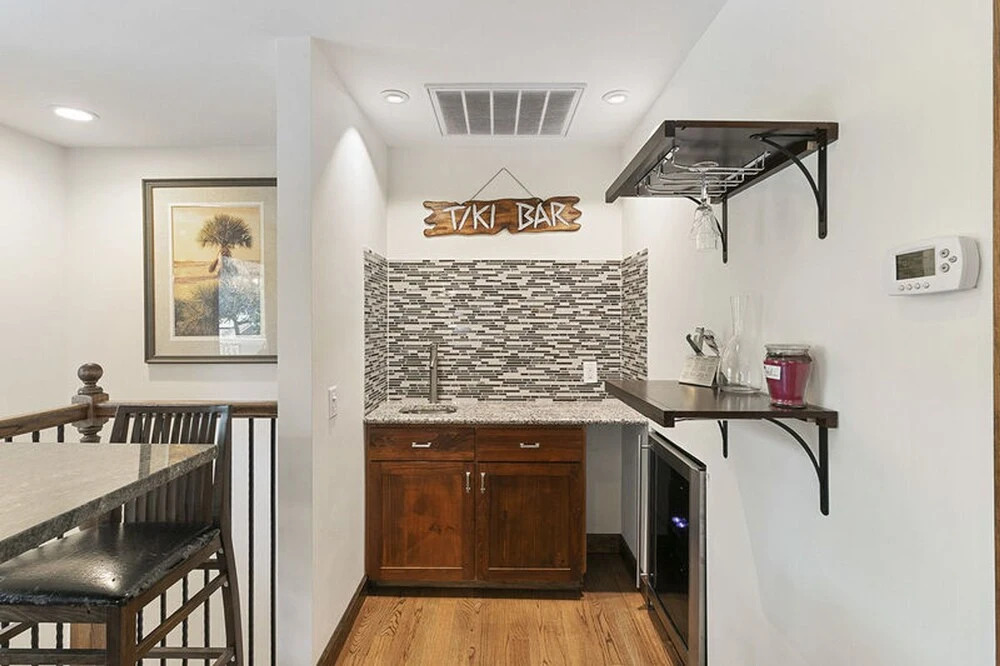 Island Oasis by Five Star Properties
