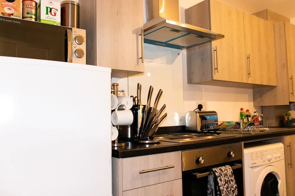 Livestay - 2bed Penthouse With Wrap Around Balcony