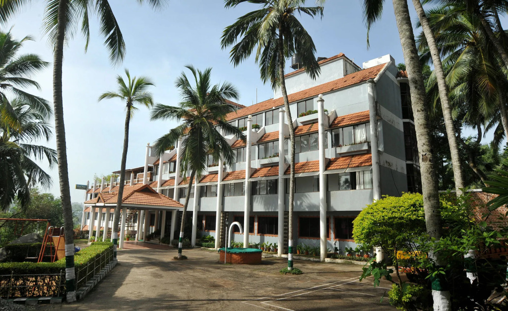 Swagath Holiday Resort