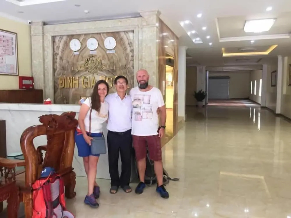 Dinh Gia Hotel