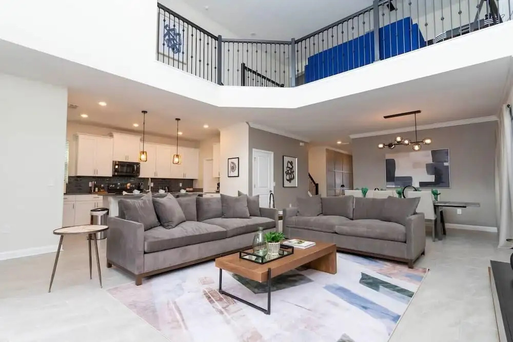 Gorgeous 5Bd Single Family w Pool Storey Lake 2767o