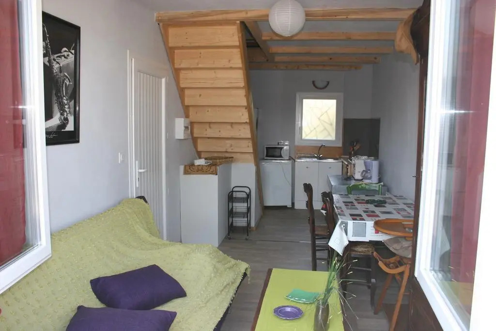 Accacia Home