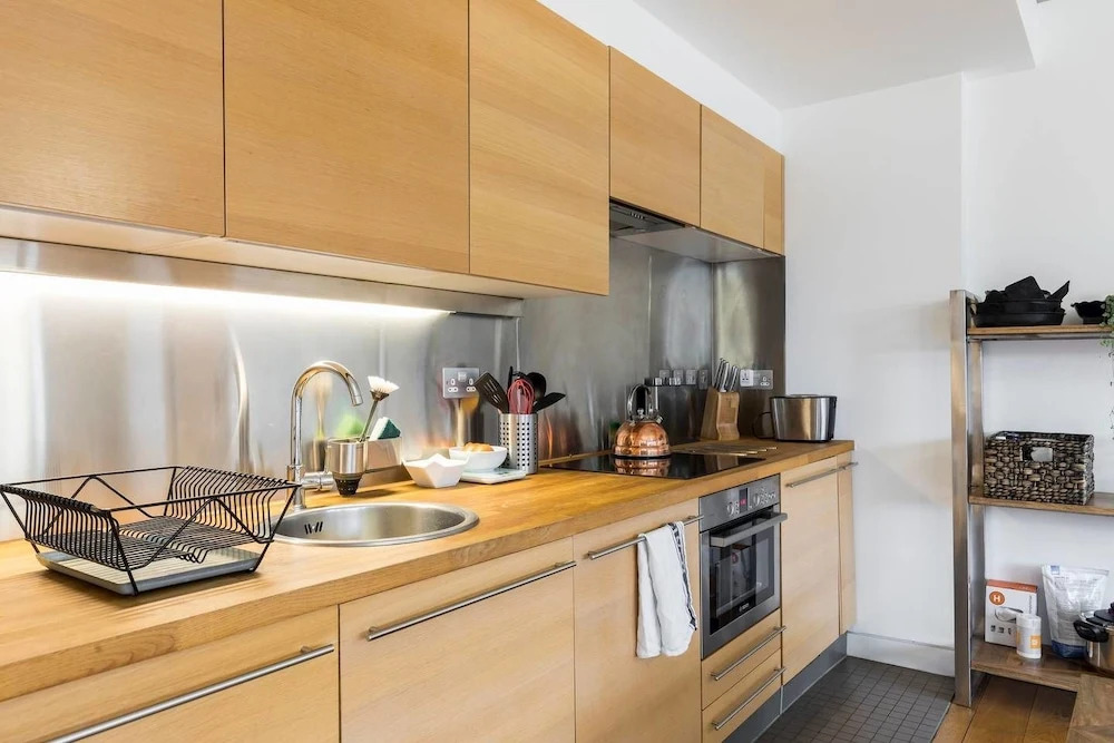 Spacious 2BR Modern Home in Shoreditch