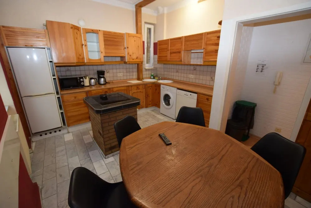 AB Apartment 01