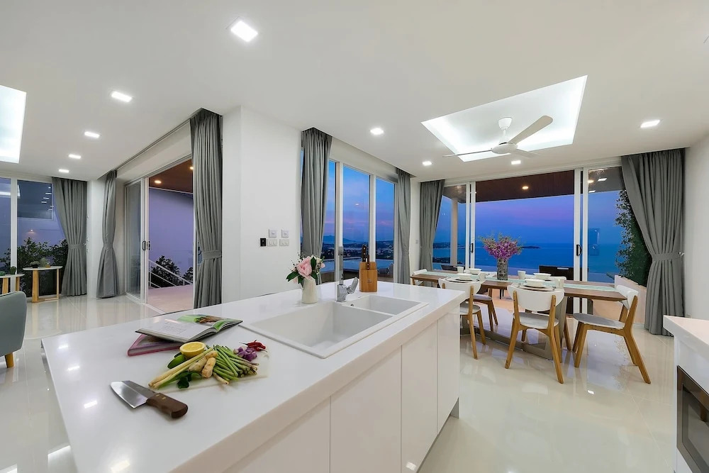 Luxus & Stylish Villa Blue May