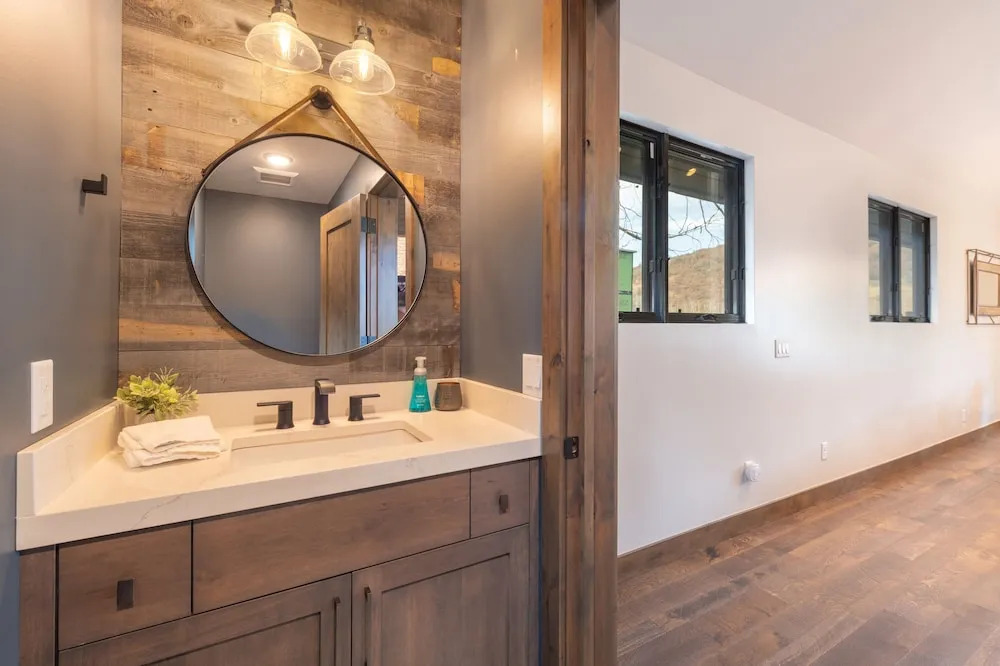 DV Loop Old Town Home by Luxury Mountain Destinations