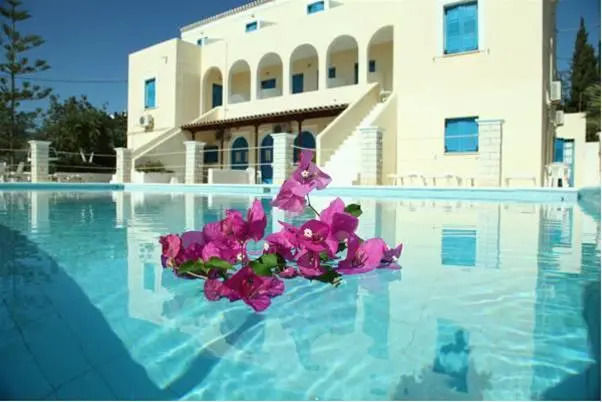 Lianos Hotel Apartments