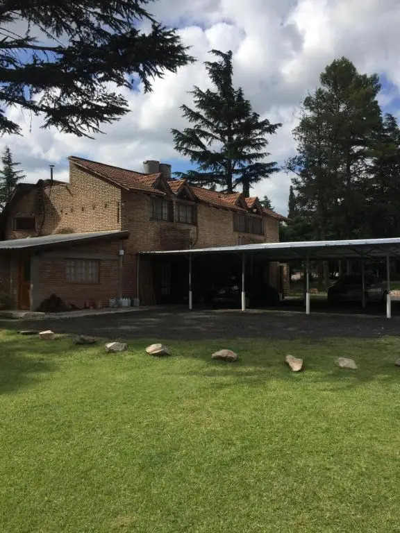 Cabañas Alvear Piscina Climatizada