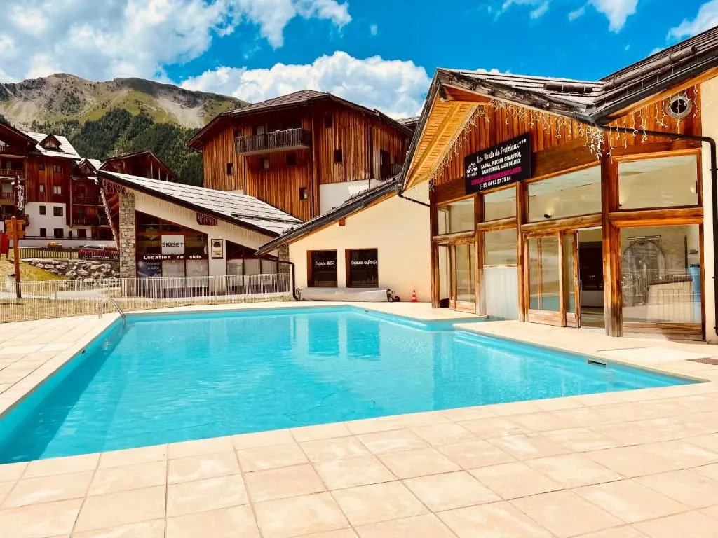 Les Orres 6 Places Coeur de Station avec Piscine