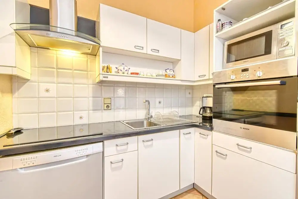 Luminous Apartment in the City Centre of Cannes