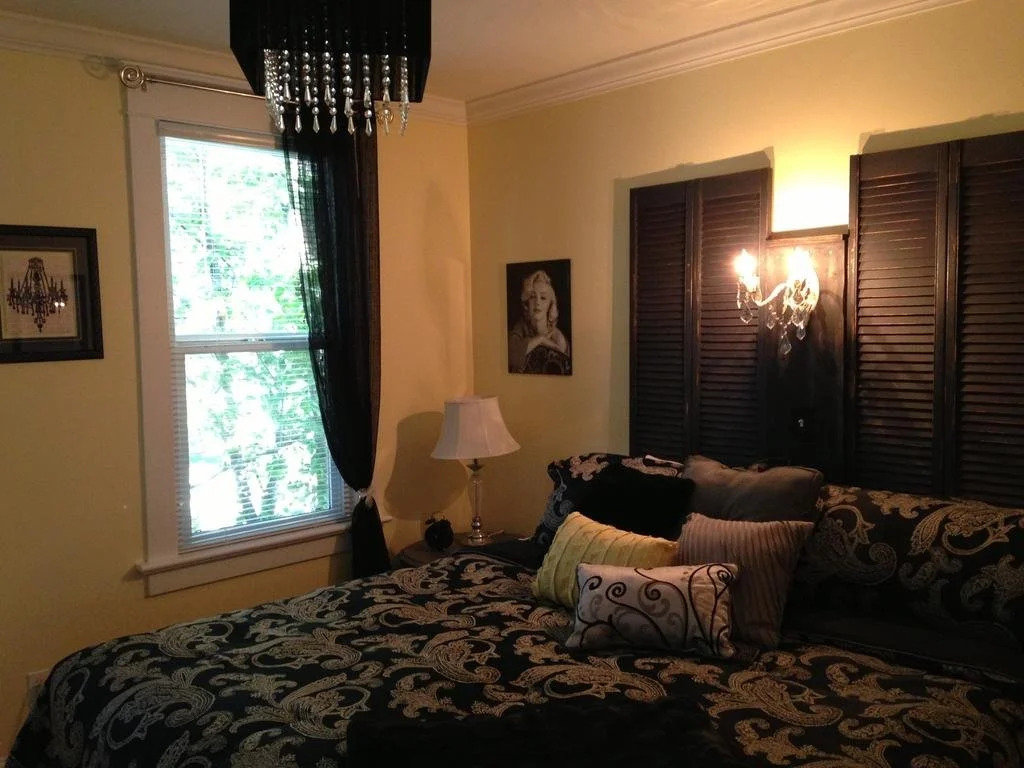 Charles Street Holiday Home