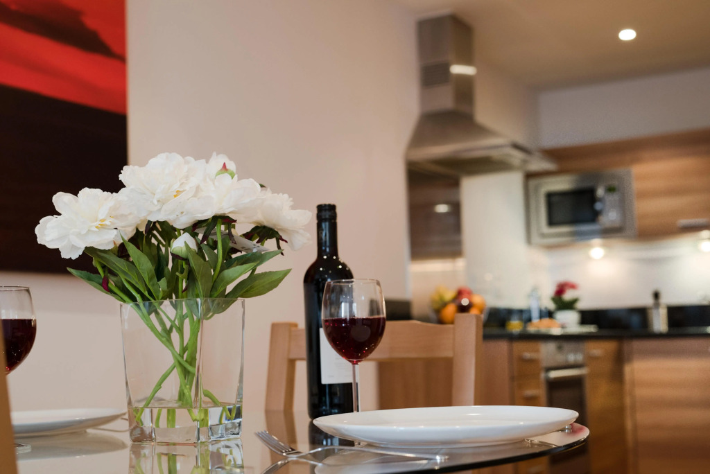 Celador Apartments - Projection West Serviced Apartments