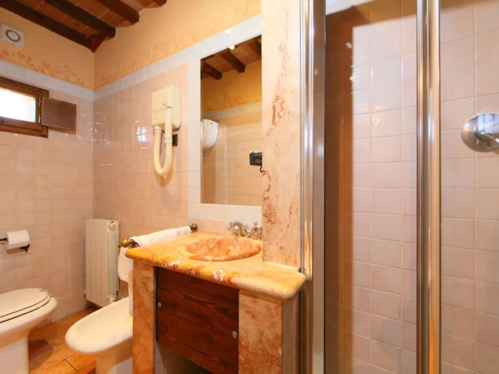 Casale Ischieto 37078