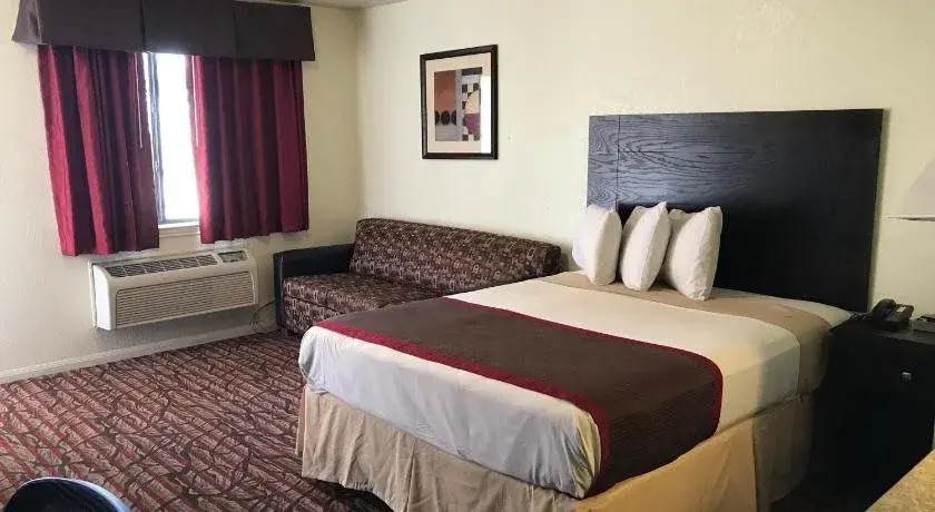 HIgh Five Inn Killeen-Forthood
