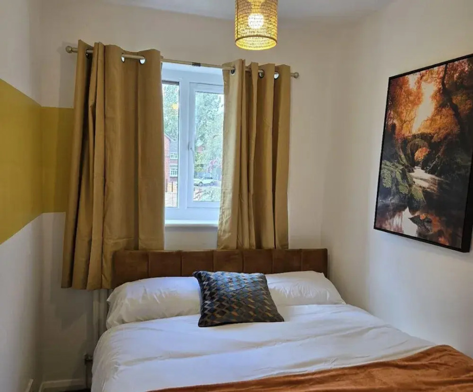 Manchester Blissful Retreat - 3-bedroom House