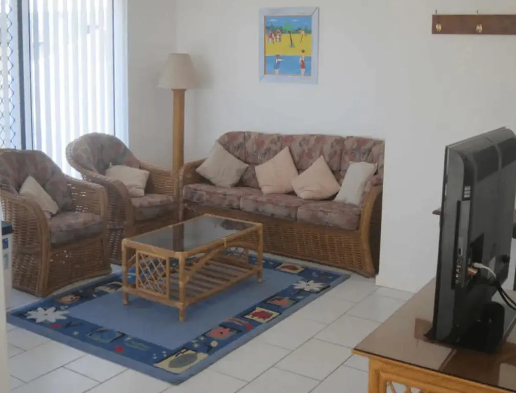Hi Surf Unit 2, 92 Head Street, Forster