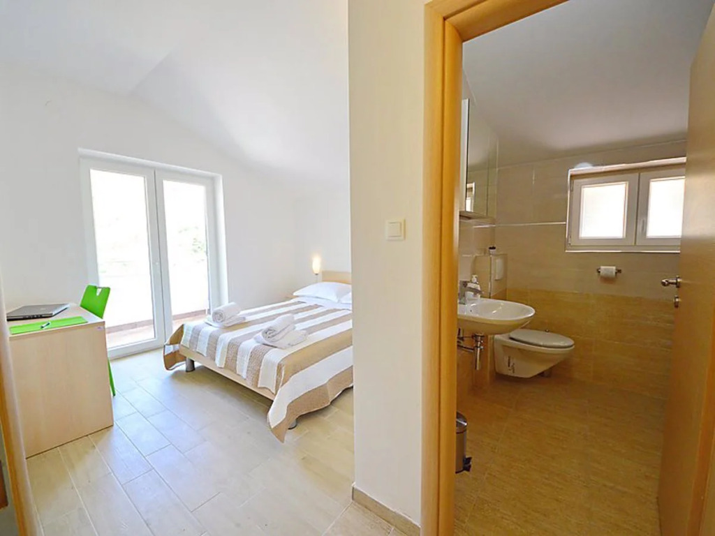 Apartment Iva Krk/Klimno 14356