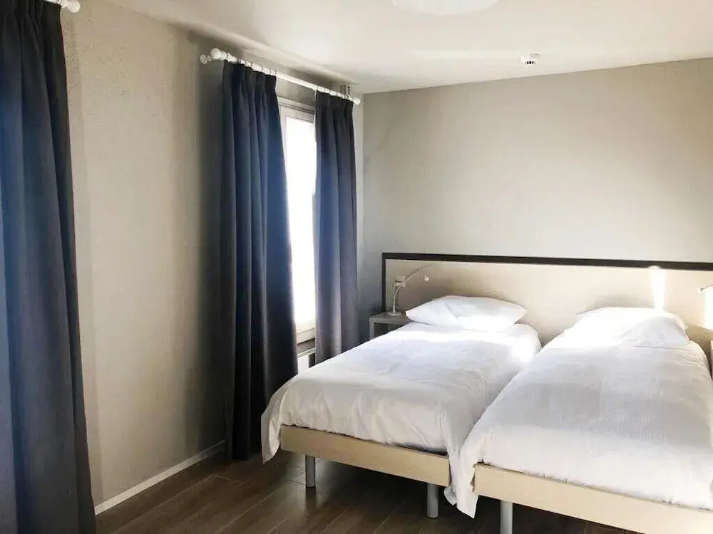 Hotel pas de Cheville