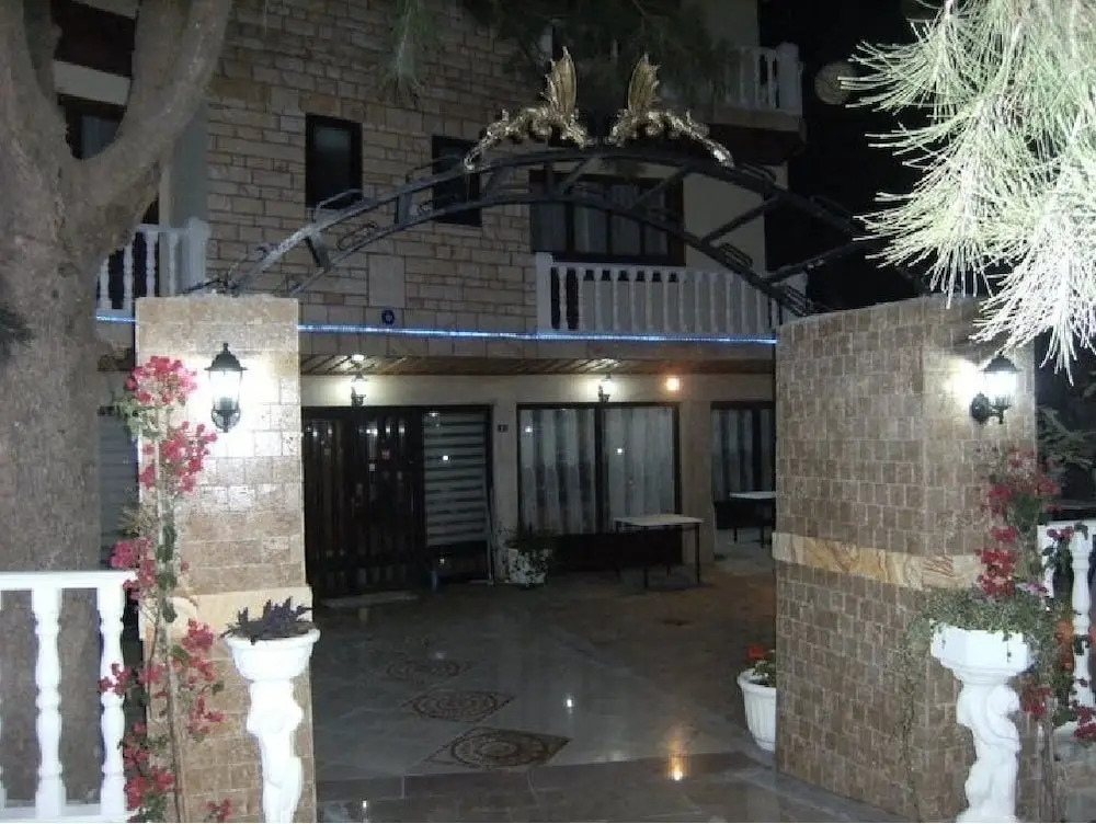 Halis Han Hotel