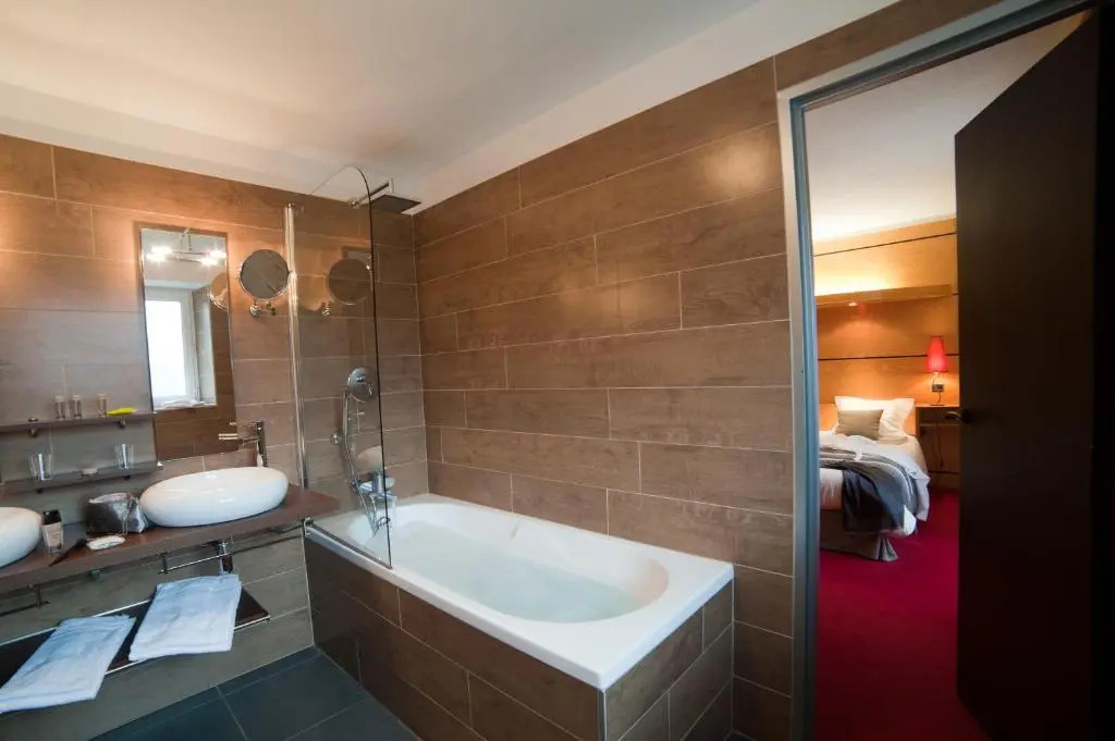 Hôtel Les Vallées Labellemontagne