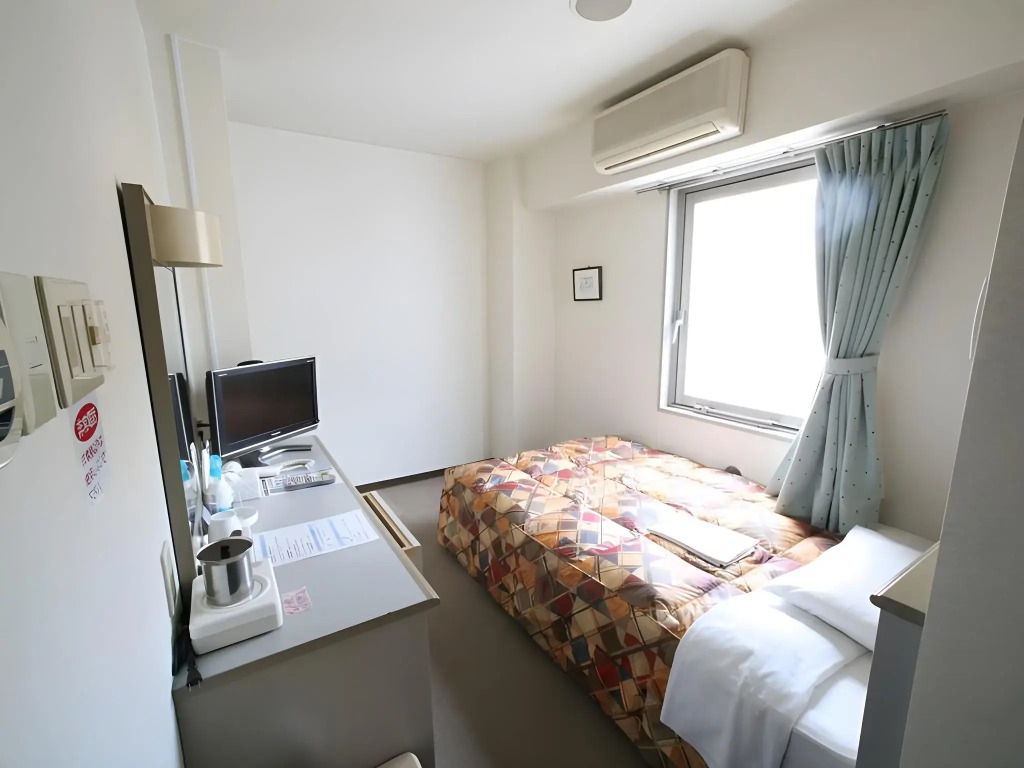 Kenchomae Hotel Abis Matsuyama