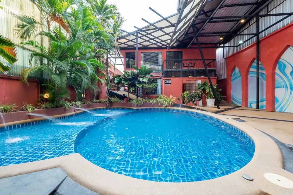 Cozy Rooms@ Pattaya Addicts by OYO Rooms