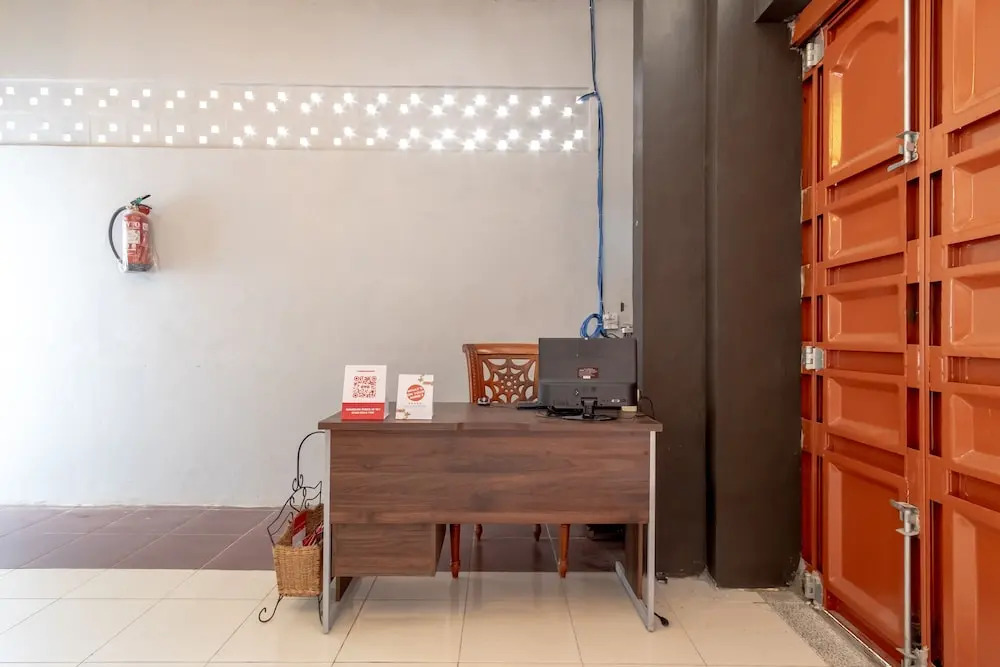 Dom Residence by OYO Rooms