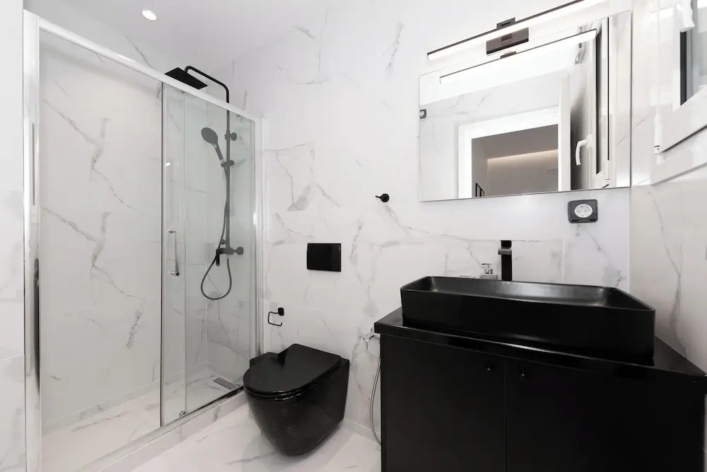 Kolonaki Elegant Apartment with Balcony