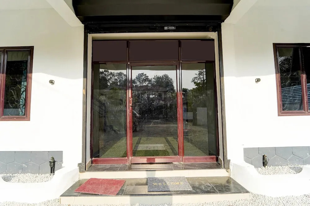 Hotel O Ksrtc Pandalam Pathanamthitta