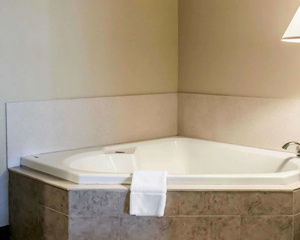 Spark by Hilton Cincinnati Fairfield