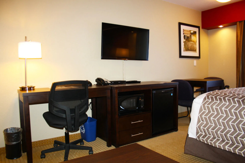 The Kanata Inns Invermere