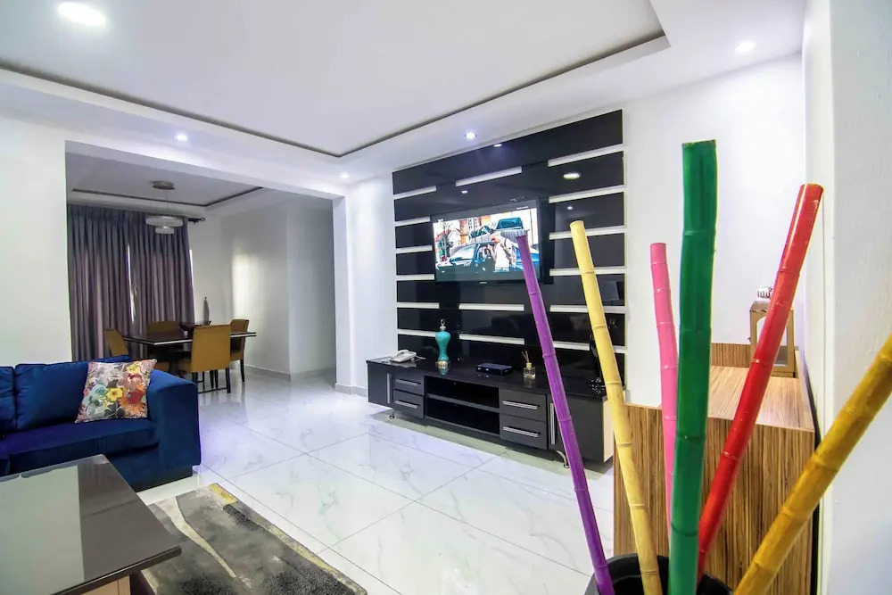 Lifestyle18 Hotel and Shortlet Apartments