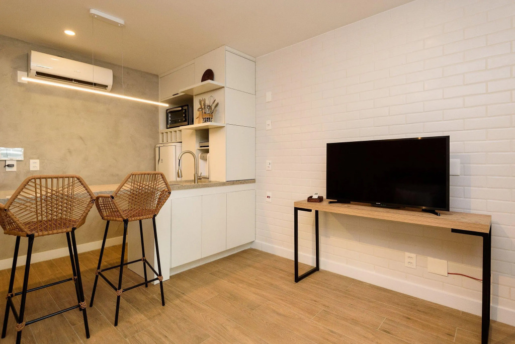 Studio A 170m Da Praia De Ipanema | Fa 49/201