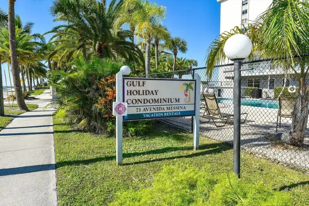 Gulf Holiday By Beachside Management
